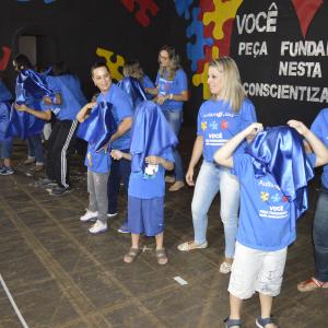 Imagem da notícia Prefeitura de Jahu participa da 2ª Feira de Conscientização de Autismo - FOTOS