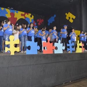 Imagem da notícia Prefeitura de Jahu participa da 2ª Feira de Conscientização de Autismo - FOTOS