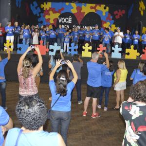Imagem da notícia Prefeitura de Jahu participa da 2ª Feira de Conscientização de Autismo - FOTOS