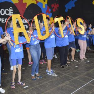 Imagem da notícia Prefeitura de Jahu participa da 2ª Feira de Conscientização de Autismo - FOTOS