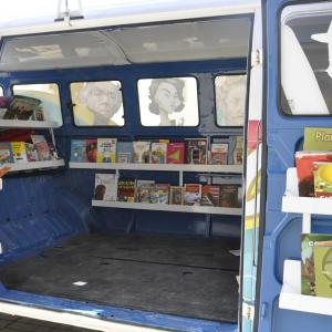 Imagem da notícia Jahu recebe biblioteca itinerante do projeto Livrando
