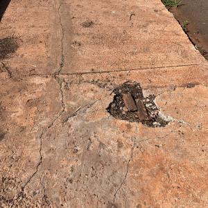 Imagem da notícia PREFEITURA NOTIFICA EMPRESA PARA REPAROS EM OBRAS NOS CÓRREGOS DA FIGUEIRA E DO PIRES