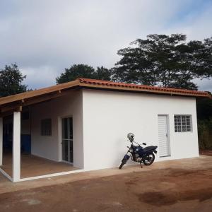 Imagem da notícia PREFEITURA GANHA ESPAÇO PARA EQUIPE DE RESGATE DE ABELHAS  