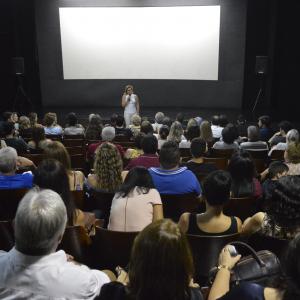 Imagem da notícia Cinema Municipal de Jahu exibe filme produzido pela E.E. Domingos de Magalhães - FOTOS