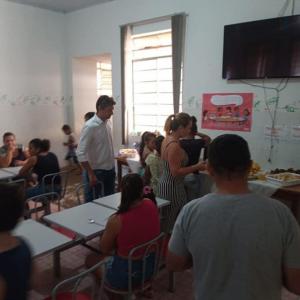 Imagem da notícia REUNIÃO COM FAMÍLIA DE ASSISTIDOS EM CENTRO DE CONVIVÊNCIA