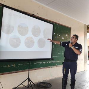Imagem da notícia MAIO AMARELO NA ESCOLA VEREADOR ANGELO RONCHESEL