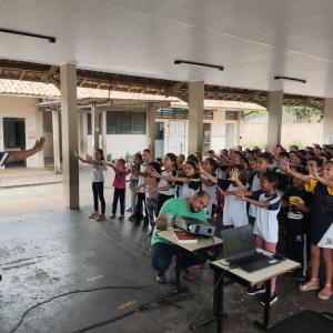 Imagem da notícia MAIO AMARELO NA ESCOLA VEREADOR ANGELO RONCHESEL