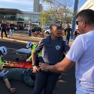 Imagem da notícia MAIO AMARELO – SIMULADO DE ACIDENTE DE TRÂNSITO COMO ALERTA À POPULAÇÃO E ALINHAMENTO DE PROFISSIONAIS