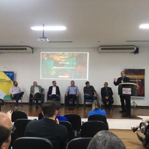 Imagem da notícia OFICINA DISCUTE PROGRAMA DE QUALIFICAÇÃO PARA EXPORTAÇÕES