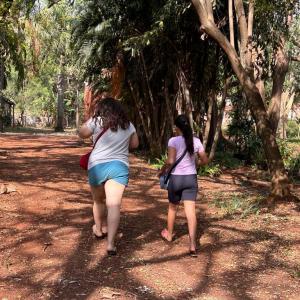 Imagem da notícia MÊS DA ÁRVORE - VISITA E AÇÃO NO HORTO MUNICIPAL