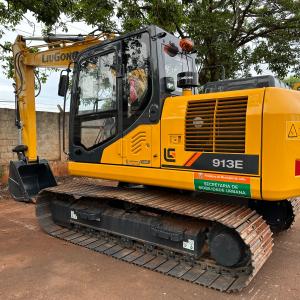 Imagem da notícia PREFEITURA REALIZA A COMPRA DE NOVA ESCAVADEIRA HIDRÁULICA