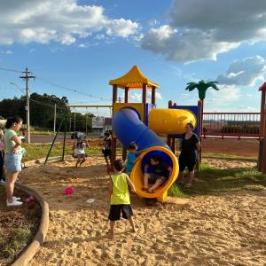 Imagem da notícia PREFEITURA REALIZA PLANTIO DE ÁRVORES NO JARDIM BELA VISTA