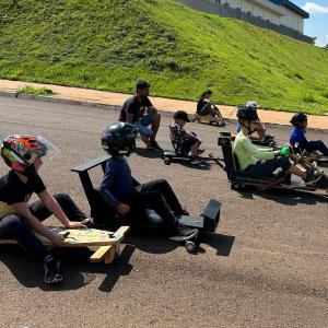 Imagem da notícia DOMINGO EM ALTA VELOCIDADE