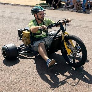 Imagem da notícia DOMINGO EM ALTA VELOCIDADE