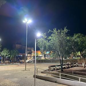 Imagem da notícia PREFEITURA IMPLEMENTA MELHORIAS NA ILUMINAÇÃO DE MAIS PRAÇAS