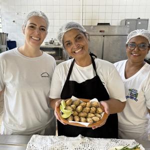 Imagem da notícia MERENDEIRAS DE JAHU ESTÃO ENTRE AS MELHORES DO ESTADO!