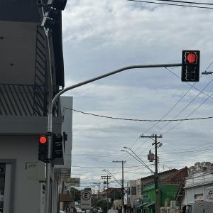 Imagem da notícia PREFEITURA INSTALA MAIS SEMÁFOROS NA CIDADE!
