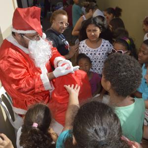 Imagem da notícia 9ª Ação Cidadã no residencial Frei Galvão - FOTOS