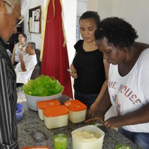 Imagem da notícia Vila Dignidade tem missa e distribuição de presentes