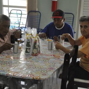 Imagem da notícia Centro Dia do Idoso recebe Papai Noel