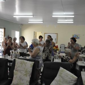 Imagem da notícia Centro Dia do Idoso recebe Papai Noel