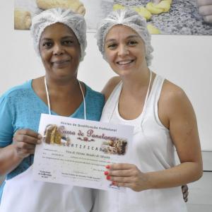 Imagem da notícia Centro Dia do Idoso recebe Papai Noel