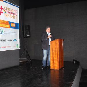 Imagem da notícia Palestra com o Desembargador Luiz Henrique Rafael na Semana de Combate ao Trabalho Infantil - FOTOS