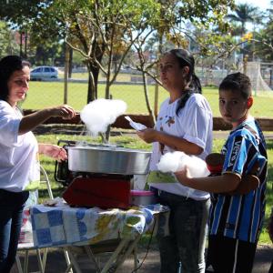Imagem da notícia Ação comunitária, com recreação e brinquedos infláveis no Parque do Rio Jahu - FOTOS