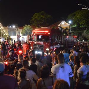 Imagem da notícia NATAL: Descida do Papai Noel na Praça Siqueira Campos - FOTOS