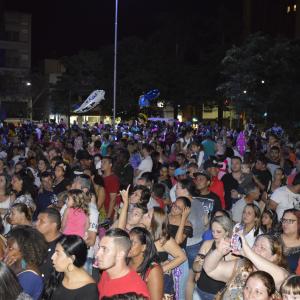 Imagem da notícia NATAL: Descida do Papai Noel na Praça Siqueira Campos - FOTOS
