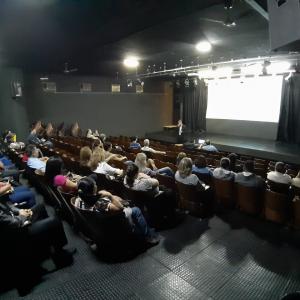 Imagem da notícia Prefeitura promove no Projeto Desenvolvendo Talentos, palestra “Crédito responsável e o cuidado com o comprometimento de renda e endividamento” - FOTOS