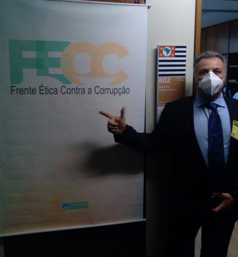 PREFEITO CUMPRE AGENDA EM BRASÍLIA