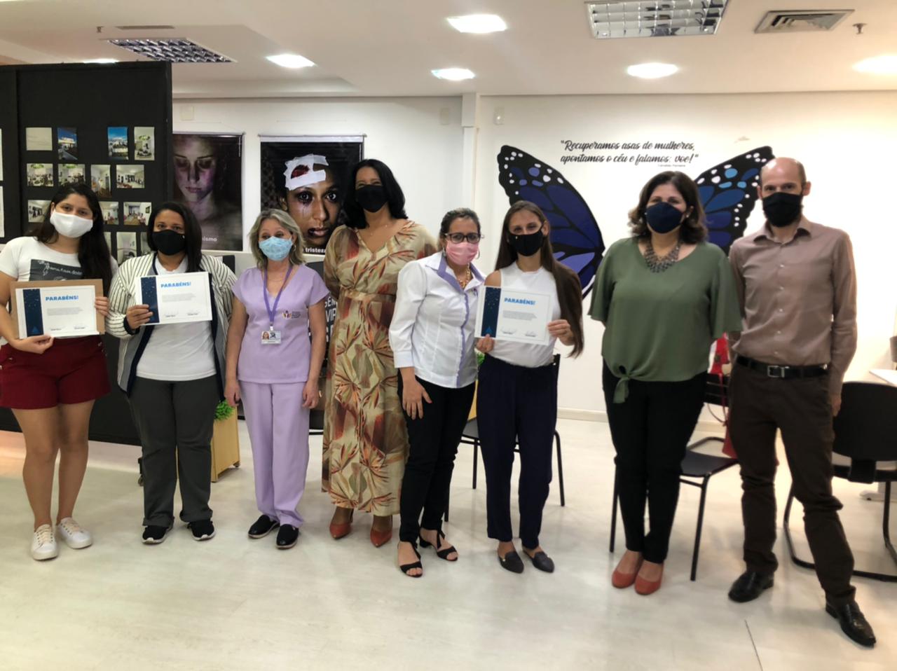 COM APOIO DE SECRETARIA MULHERES INICIAM CURSO TÉCNICO EM ENFERMAGEM