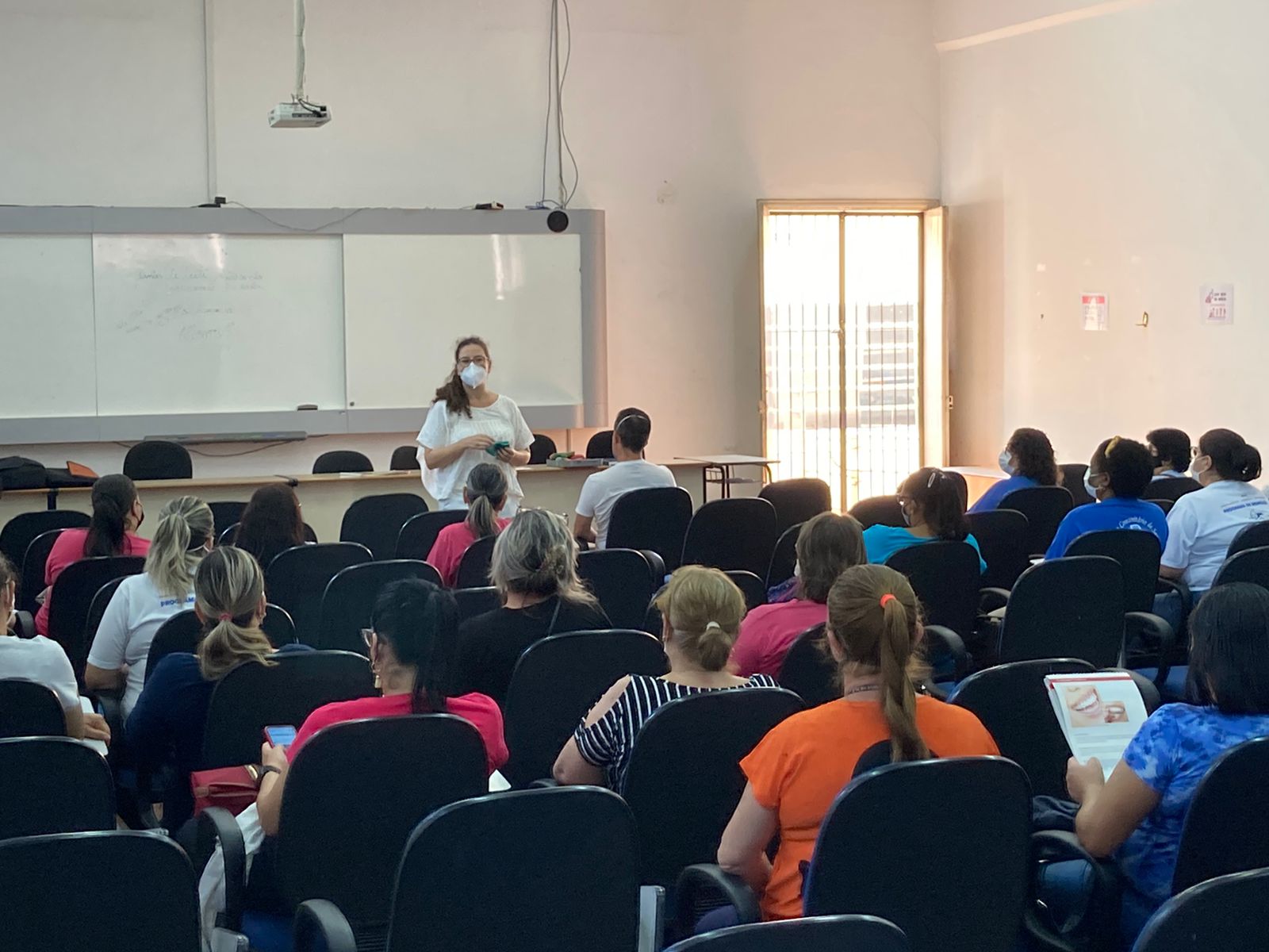 SECRETARIA PROMOVE CAPACITAÇÃO EM SAÚDE BUCAL