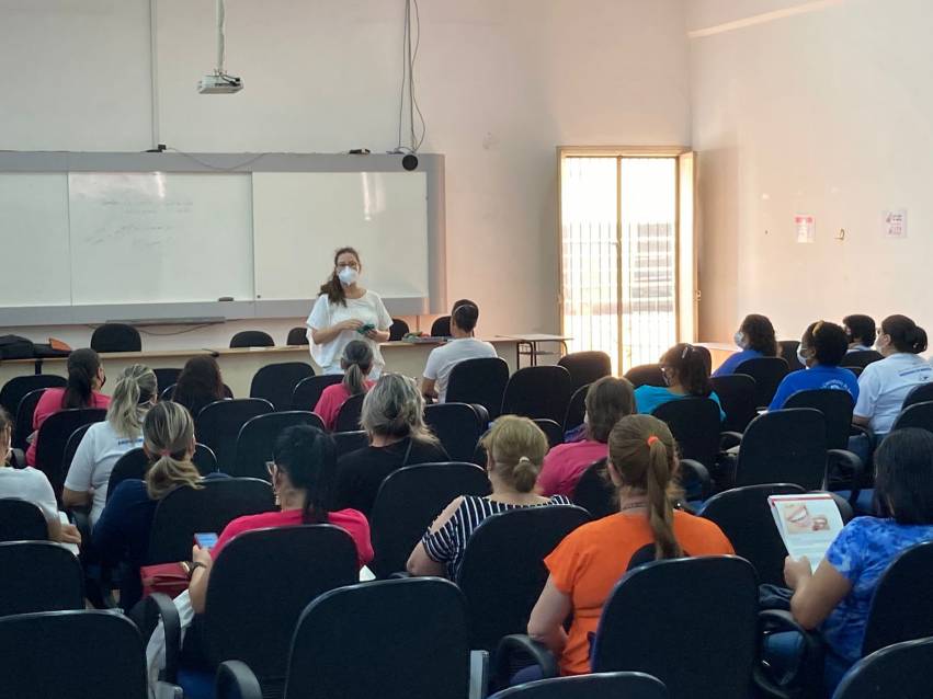 SECRETARIA PROMOVE CAPACITAÇÃO EM SAÚDE BUCAL