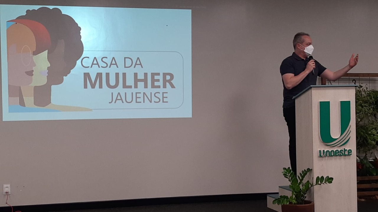 FÓRUM PERMANENTE DE DISCUSSÕES RELACIONADAS AO CÂNCER DE MAMA