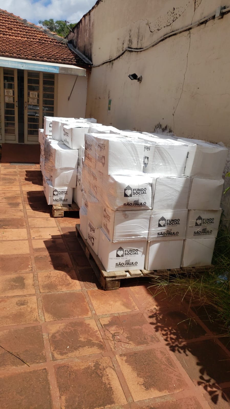 ASSISTÊNCIA SOCIAL INICIA ENTREGA DE CESTAS BÁSICAS RECEBIDAS DO ESTADO