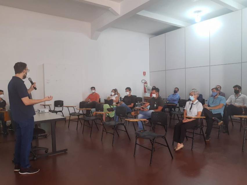 IBGE PROMOVE REUNIÃO PARA DISCUTIR CENSO DEMOGRÁFICO