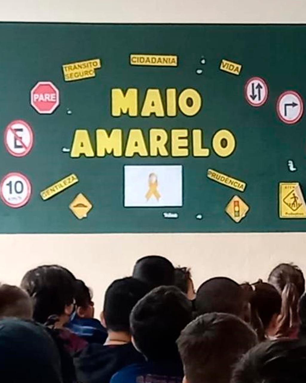 ESCOLAS MUNICIPAIS ENCERRAM AÇÕES EDUCATIVAS DO “MAIO AMARELO”