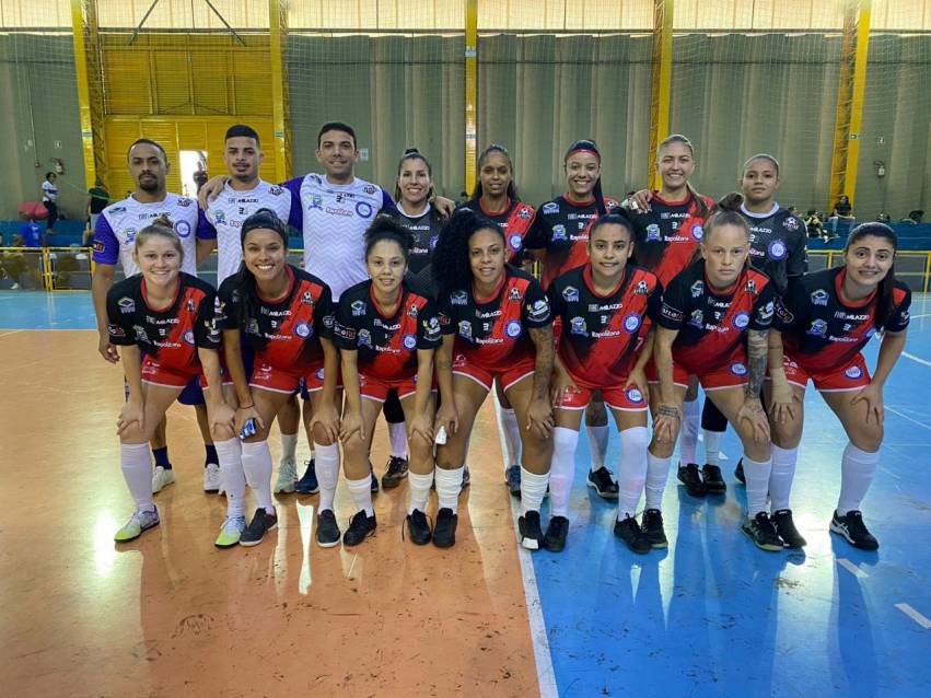 EQUIPE DE FUTSAL FEMININO DE JAHU É CAMPEÃ DOS JOGOS REGIONAIS