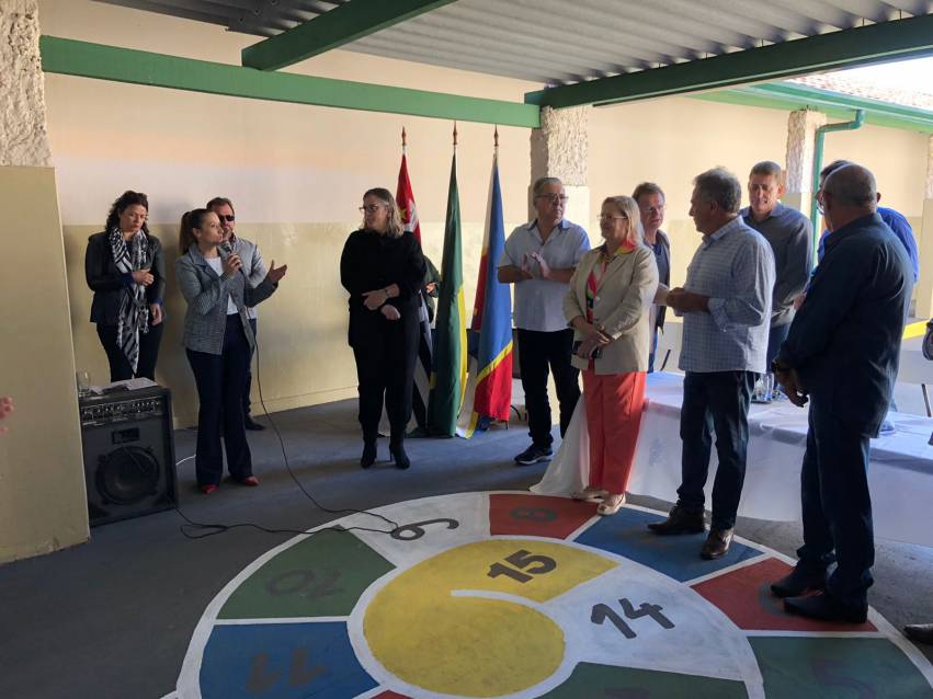 PREFEITURA REINAUGURA PRÉDIO DA EMEF PROFª. MARIA DE MAGALHÃES CASTRO E DO CMEI DO PEDRO OMETTO