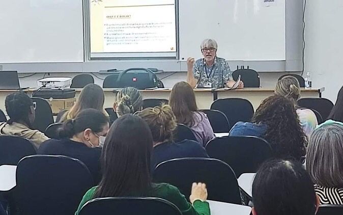 PROFISSIONAIS DA EDUCAÇÃO MUNICIPAL PARTICIPAM DE CURSO DE BRIGADISTA