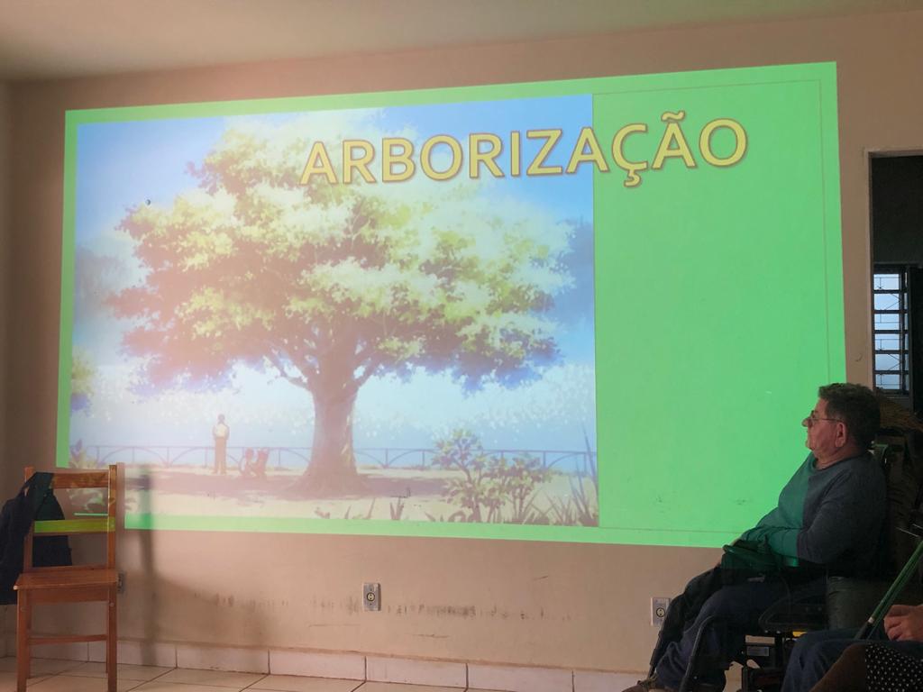 INTEGRANTES DA AMAI PARTICIPAM DE OFICINA SOBRE ARBORIZAÇÃO