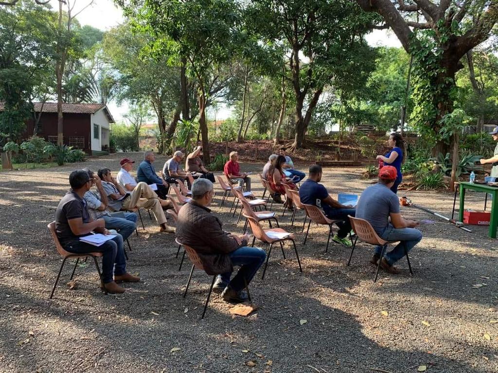 PODADORES FAZEM CURSO DE REFORMULAÇÃO