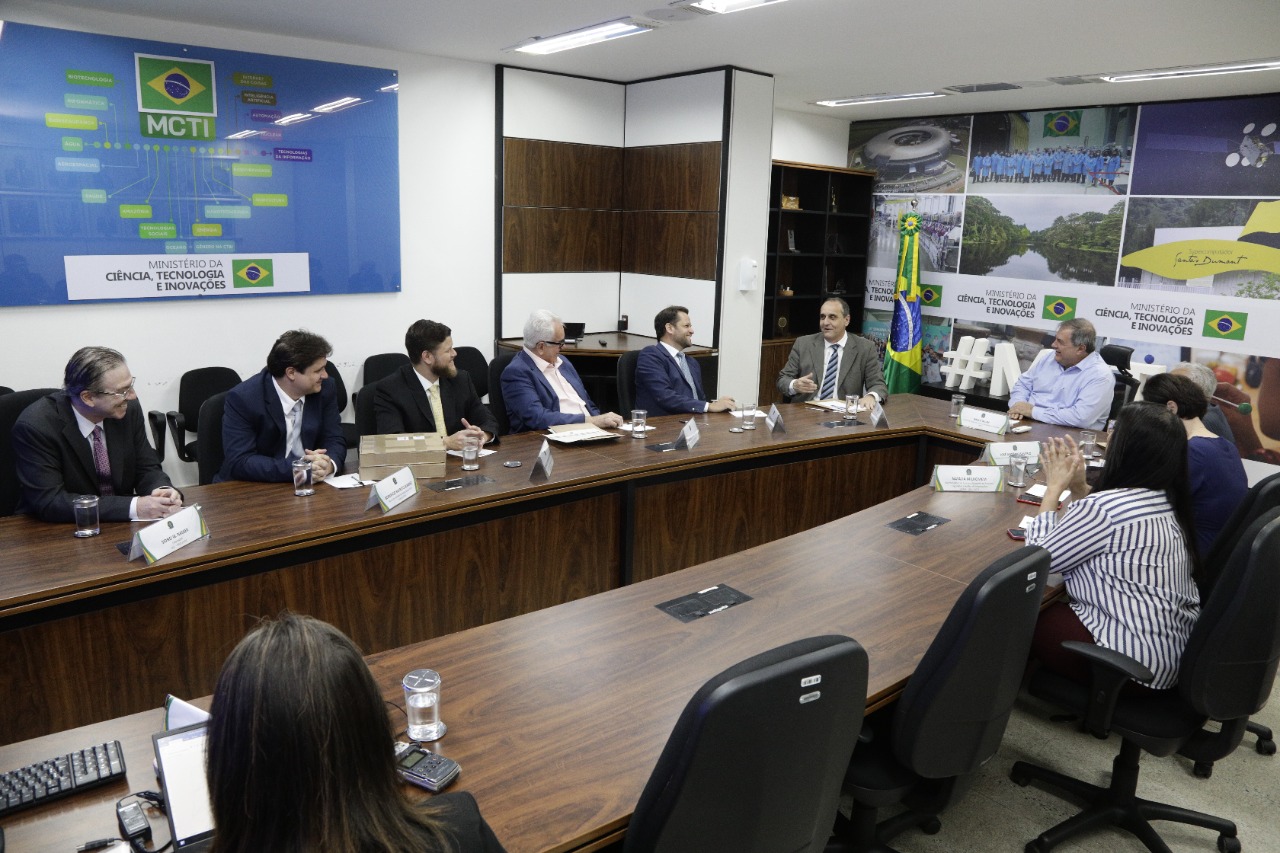 PREFEITURA PARTICIPA DE REUNIÃO NO MINISTÉRIO DA CIÊNCIA, TECNOLOGIA E INOVAÇÕES