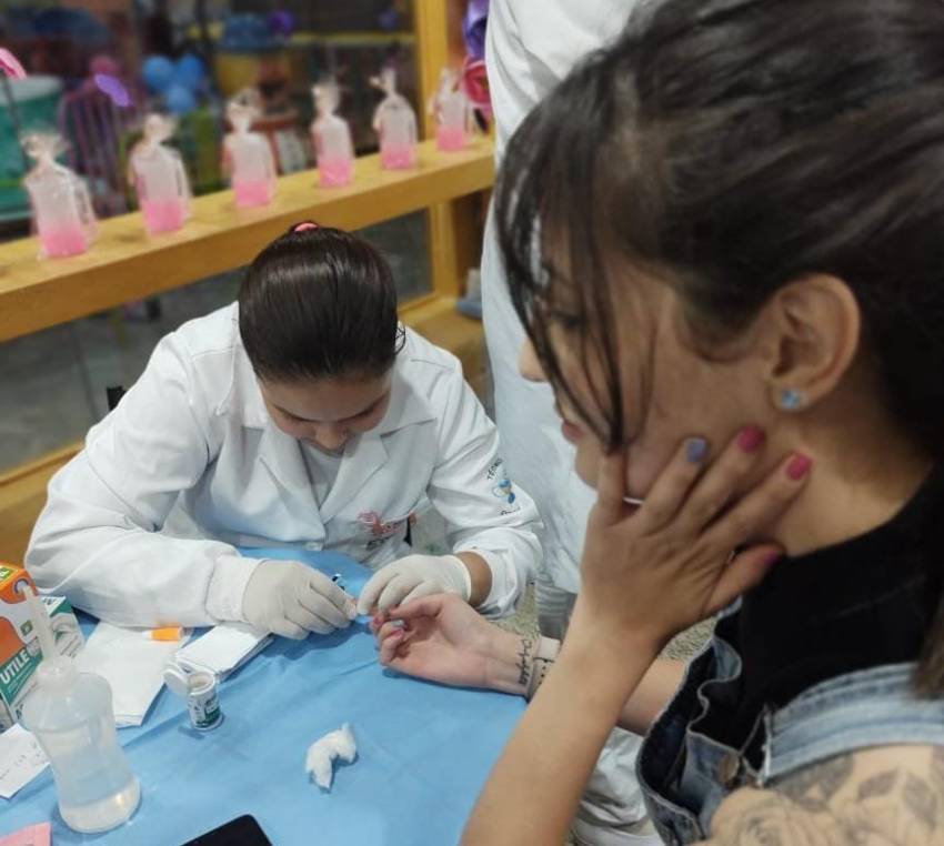 NUM ÚNICO DIA CASA DA MULHER JAUENSE RECEBE MAIS DE 60 VISITAS