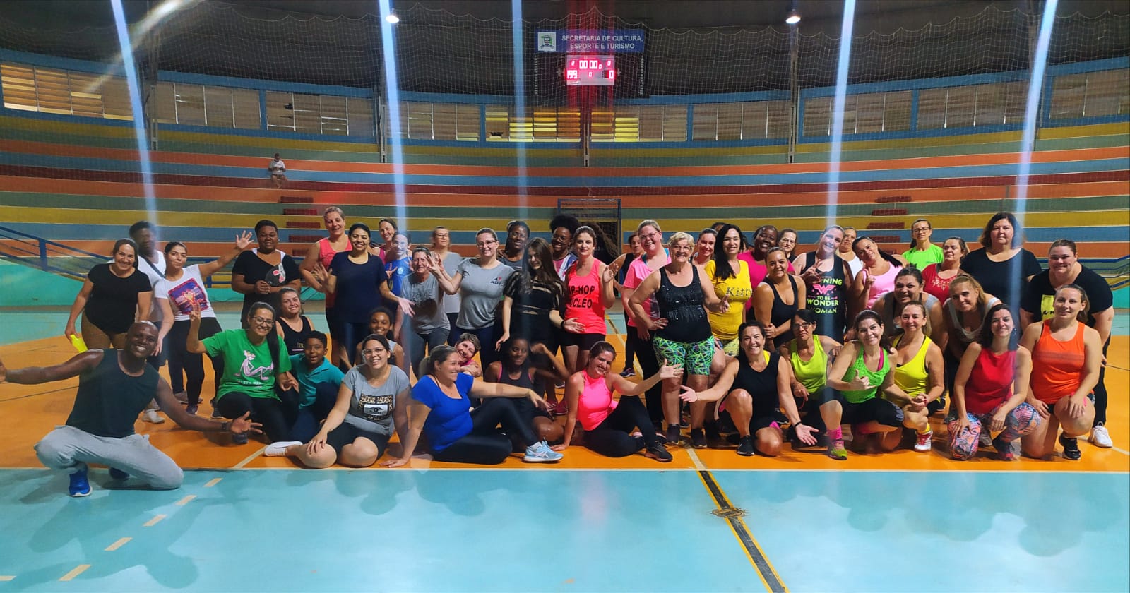 PREFEITURA OFERECE AULAS DE RITMOS