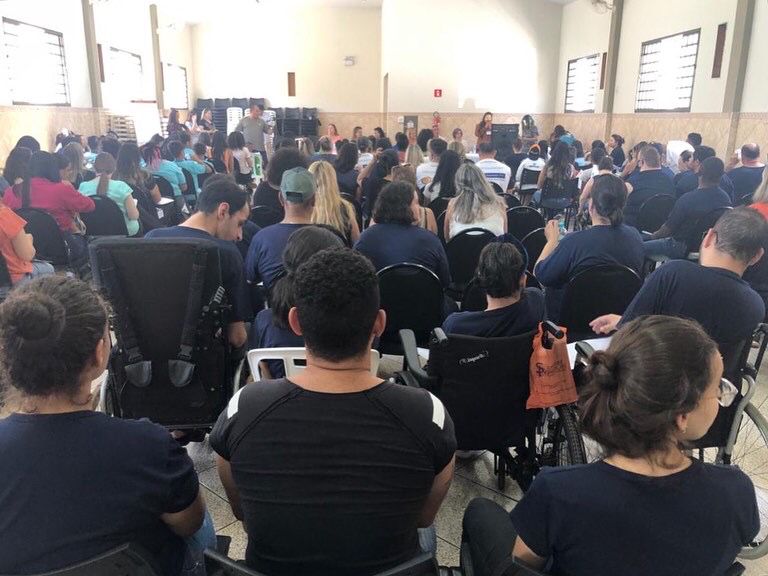 CONFERÊNCIA PÕE EM PAUTA EDUCAÇÃO DE CRIANÇAS EM TEMPO DE PANDEMIA