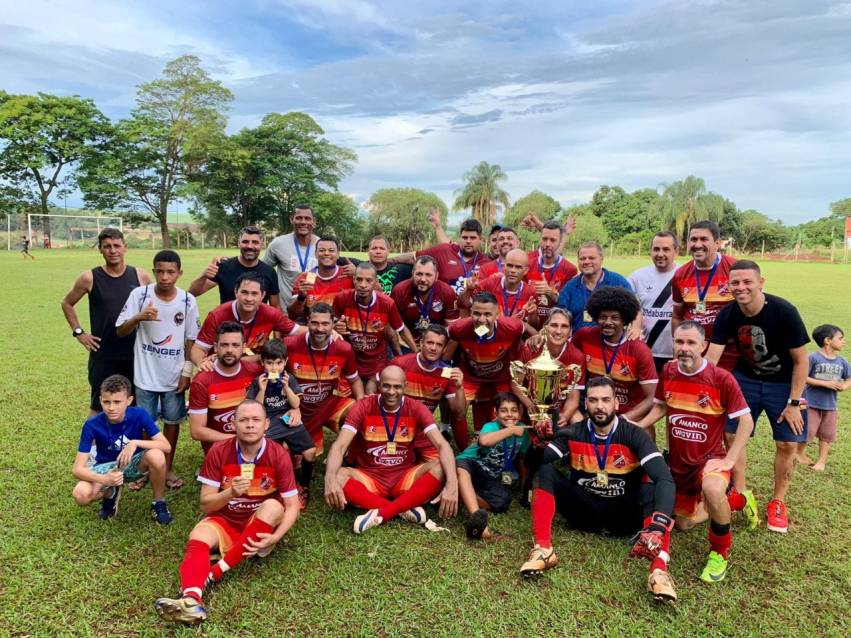EXPRESSINHO É CAMPEÃO DO CAMPEONATO JAUENSE DE FUTEBOL MASTER DO POUSO ALEGRE