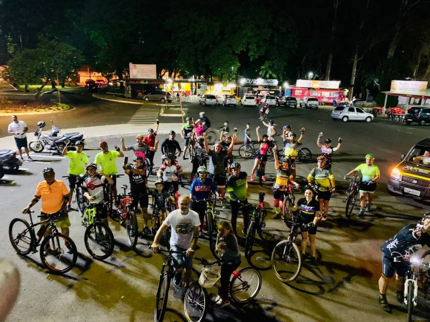PEDAL DE NATAL SOLIDÁRIO MOVIMENTA O CENTRO DA CIDADE